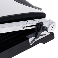 AD 3059 Elektrisk grill med LED 2-i-1