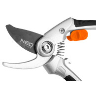 Beskärningssax 210 mm, klipper upp till 20 mm, aluminium, handtag med TPR-gummibeläggning.