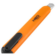 Kniv med 9 mm brytbart blad