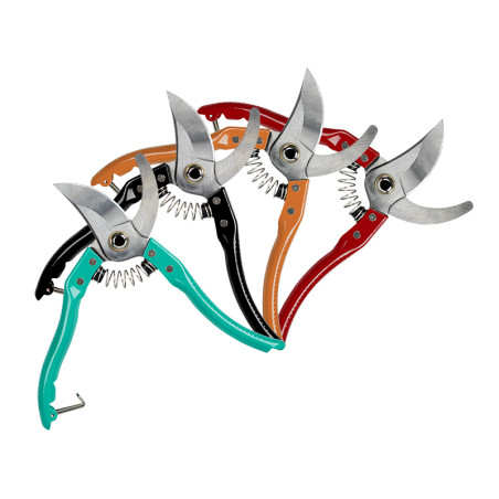 67-032- Trädgårdssax i blandade färger