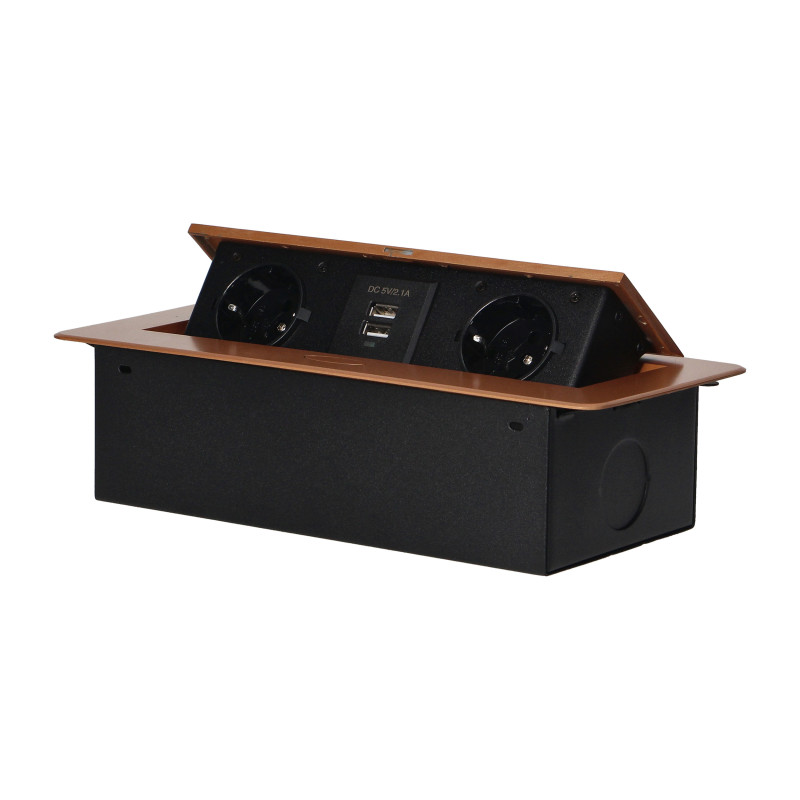 Möbeluttag infällda i bord med platt fräst kant och USB-laddare, 2x2P+Z (Schuko), 2xUSB, guld.