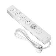 Överspänningsskydd med 5 uttag 2P+Z typ EasyEject, 1,5m kabel (3x1,5mm2), med belyst strömbrytare och 2 snabbladdare.