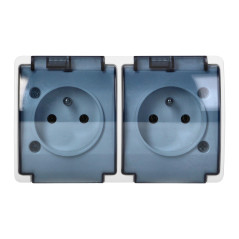 Dubbeluttag 2x2P+Z AQUATIC, IP44, vit rökt | HandlaSmidigt.se