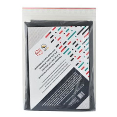 Huvudet under bilbarnstolen