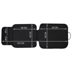 Huvudet under bilbarnstolen