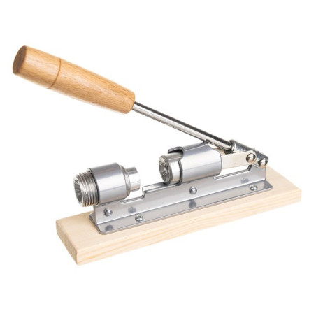 Morfar Nötter på en piedestal