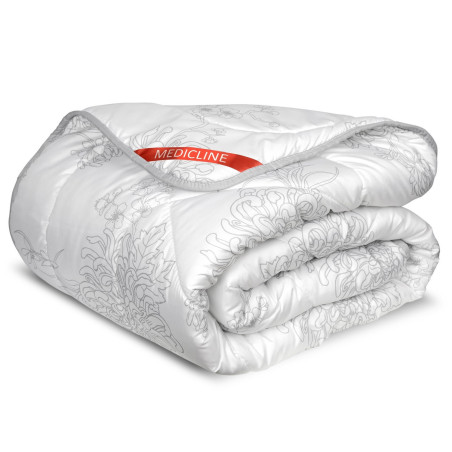 Allårs täcke, tryckt mikrofiber med kviltad tråd 140 x 200 cm