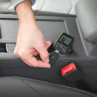 Bilöverförare med Bluetooth-funktion och USB-port