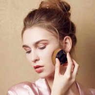 Foundation brush