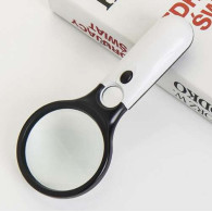 Lupa z podświetleniem LED Izoxis 22670