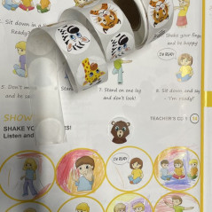 Motiverande klistermärken - rulle med 500 stycken. Kruzzel 22947