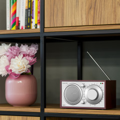 Hemradio Kruger&Matz modell KM0823