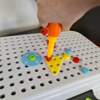Kreativt mosaikset med skruvdragare 22444