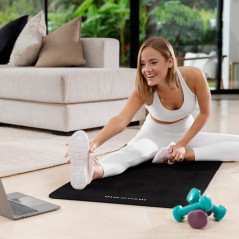 Yogamatta för yoga-, pilates- och fitnessövningar, 183x61 cm, tjocklek 1 cm, material NBR, svart, REBEL ACTIVE.
