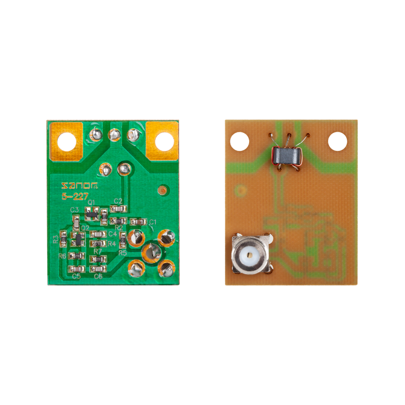 Förstärkare för antenner 5-227 12V DC vinklad