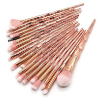 AG798A Makeup brushes unicorn gold 20 st. 

(Note: 'szt' is an abbreviation for 'sztuk' which means 'pieces' in English.)