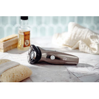 AD 2945 Elektrisk rakapparat med skäggtrimmer - LED - USB - IPX7