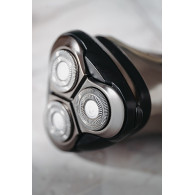 AD 2945 Golarka elektryczna z trymerem do brody - led - usb- ipx7