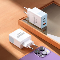 Nätadapter med Power Delivery- och Quick Charge-funktioner 40W