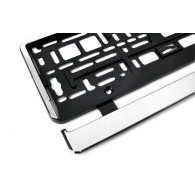 Nummerskyltsram i kromad plast, flexibel, AMIO-01164.