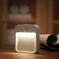 LED-trappbelysning Maclean med rörelsesensor, temperatur 4000K, 3,7V/500mAh, 4 LED, Räckvidd 3-4m, MCE236.