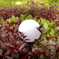 Solarna lampa wolnostojąca ogrodowa GreenBlue,  kula 15x15x48cm, bialy LED, GB121