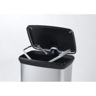 Metallfärgad papperskorg med pedal Curver 50L