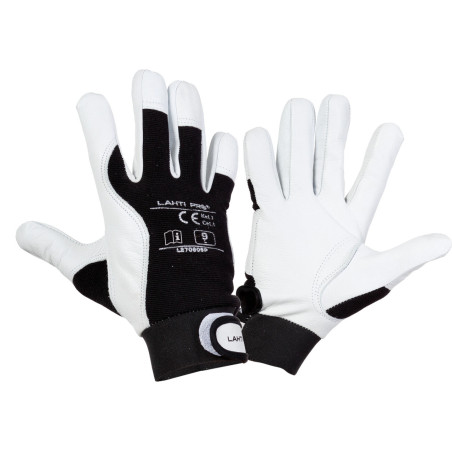 Handskar av getskinn. svart. l270808p, kort, '8', ce, lahti