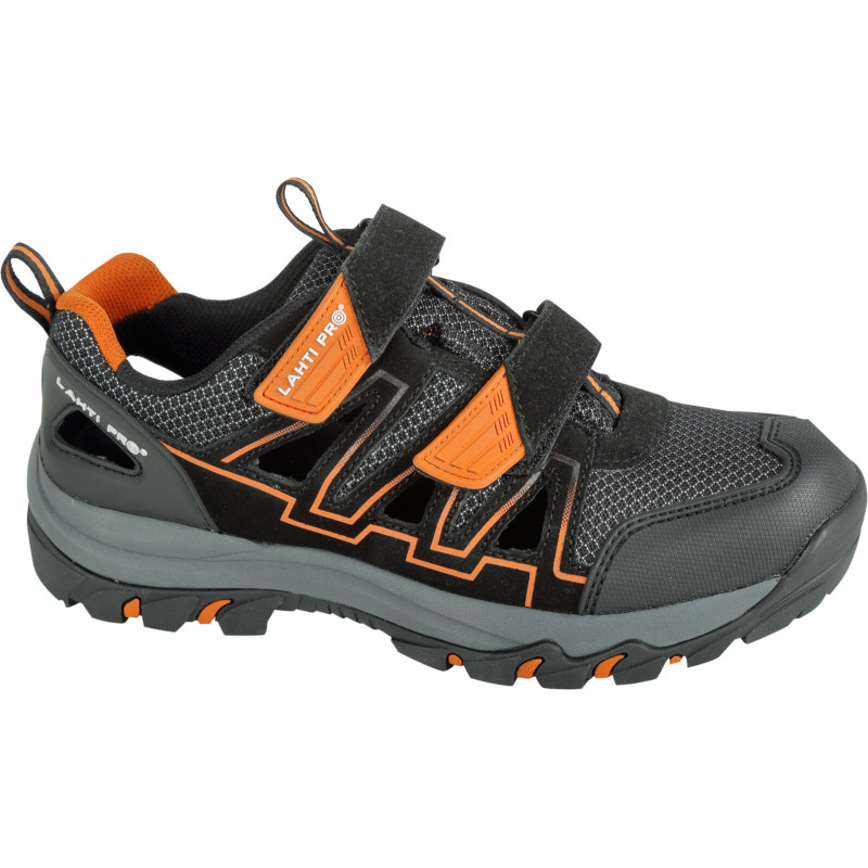 Sandalerna utan hälrem mocka / tå-rem-pom, o1 svart, storlek 39, Lahti.