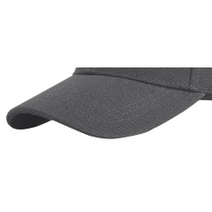 En keps med skärm, grå