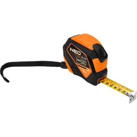 Måttband av stål, 5 m x 19 mm, självlåsande, stoppknapp, magnet | HandlaSmidigt.se