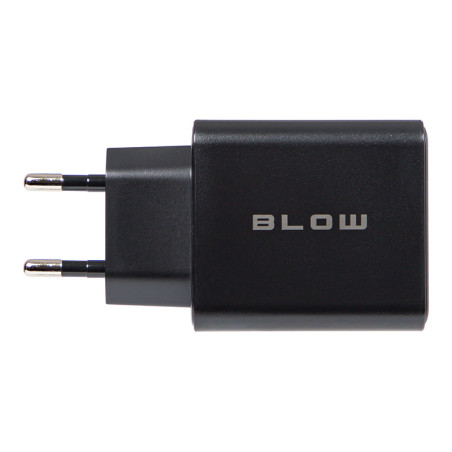 76-025- Nätadapter USB-uttag + USB-Cx2 QC+PD 40W