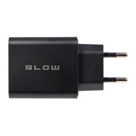 76-023- Nätadapter med dubbla USB-portar + USB-C QC+PD 65W
