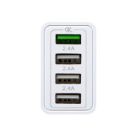 76-026- Nätadapter med 3 USB-uttag + USB QC 30W