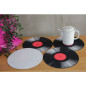 Set med runda bordsunderlägg 4D - VINYL