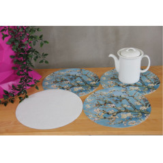 Set med fyra runda underlägg - ALMOND | HandlaSmidigt.se
