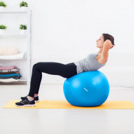 Gymnastikboll för rehabilitering 55 cm med handpump, blå färg, REBEL ACTIVE.