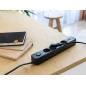 Strömskena med överspänningsskydd TRACER Power Line+ mobile ready 1,5 m (4 uttag + 3x USB A, 5V 2,4A)