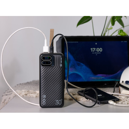 Power bank TRACER BLAZE 30000mAh 65W BK

Kraftbank TRACER BLAZE 30000mAh 65W BK