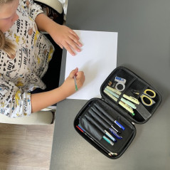 Pennfodral med fack - skolmodell Kruzzel 24533