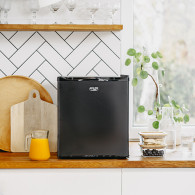 Kylskåp med termoelektrisk kylning - 28 liter