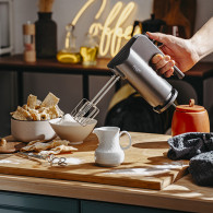AD 4230 Mixer med utdragbar bricka för tillbehör