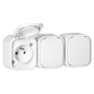 Utomhus vägguttag med tre uttag 3x2P+Z, stänksäkert med lock B2, IP54, NT-316 B2, vit