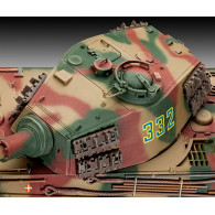 Modell av plast Tiger II med Henschel torn