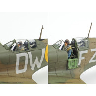 Modell av en plastflygplan Supermarine Spitfire Mk.I.