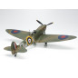 Modell av en plastflygplan Supermarine Spitfire Mk.I.