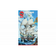 Modell av plastfartyget Golden Hind
