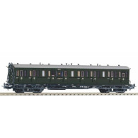 Vagn med 4 axlar, 2 klass, Katowice station.