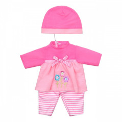 Dockan Julka lär, sjunger och berättar en saga.