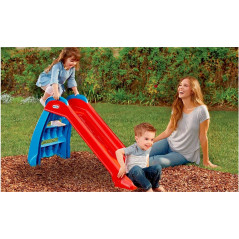 Första rutschbanan röd-blå.